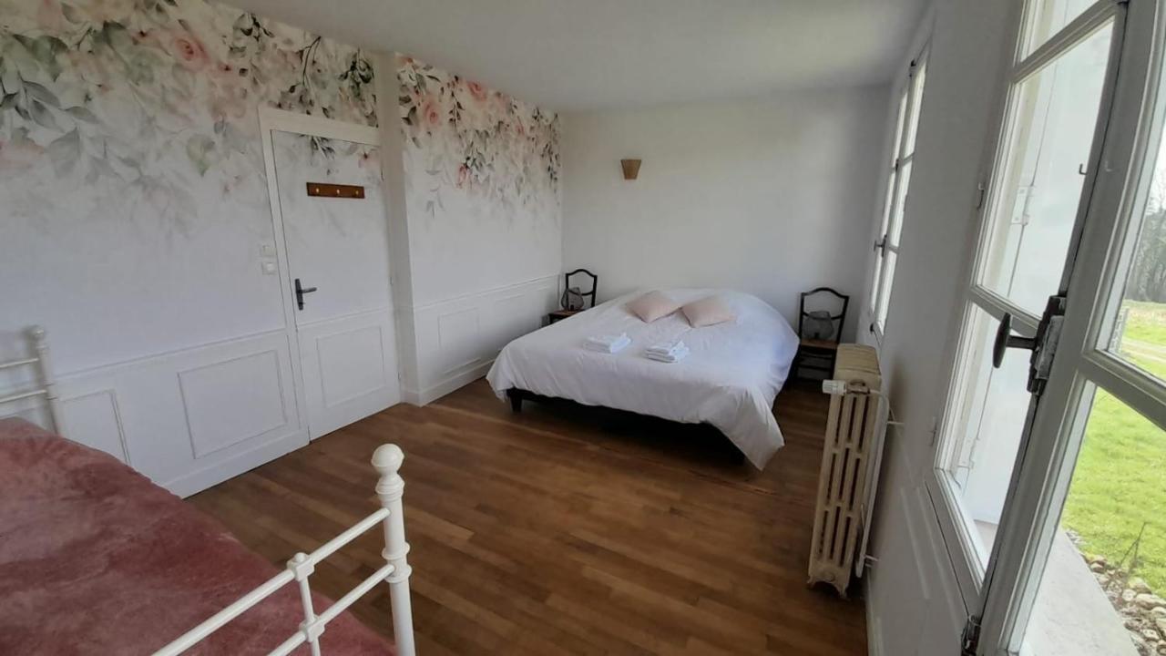 Gite Cottage Chaleureux En Pleine Campagne Vue Sur Les Monts Et Forets Et Le Chateau De Carrouges Zewnętrze zdjęcie