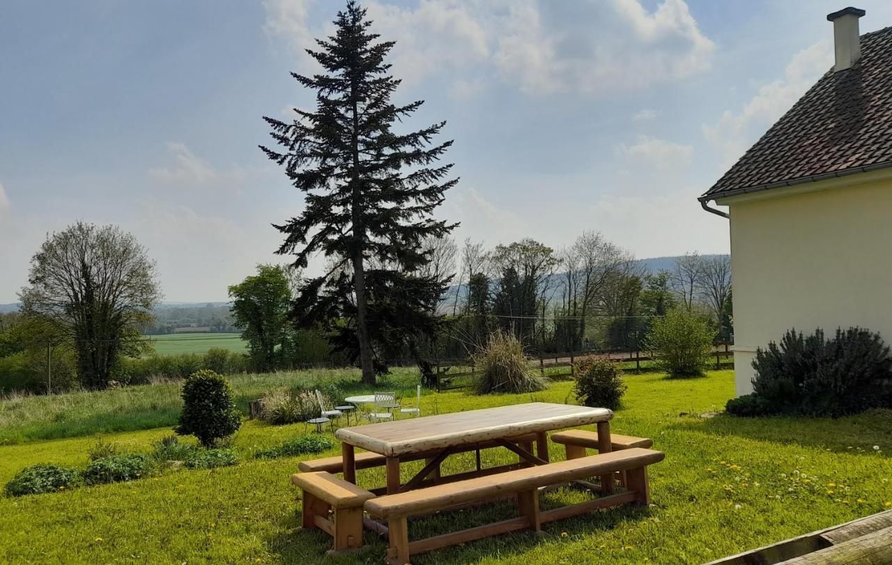 Gite Cottage Chaleureux En Pleine Campagne Vue Sur Les Monts Et Forets Et Le Chateau De Carrouges Zewnętrze zdjęcie