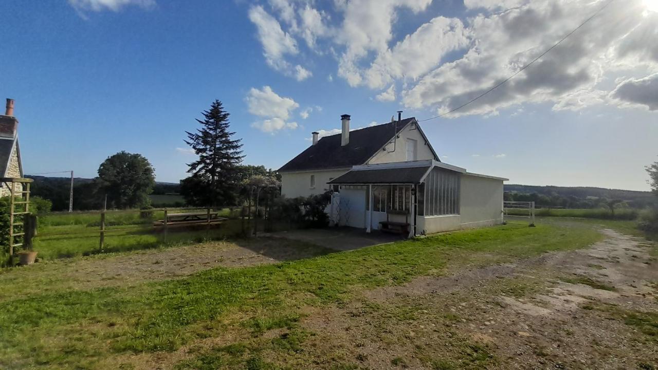 Gite Cottage Chaleureux En Pleine Campagne Vue Sur Les Monts Et Forets Et Le Chateau De Carrouges Zewnętrze zdjęcie